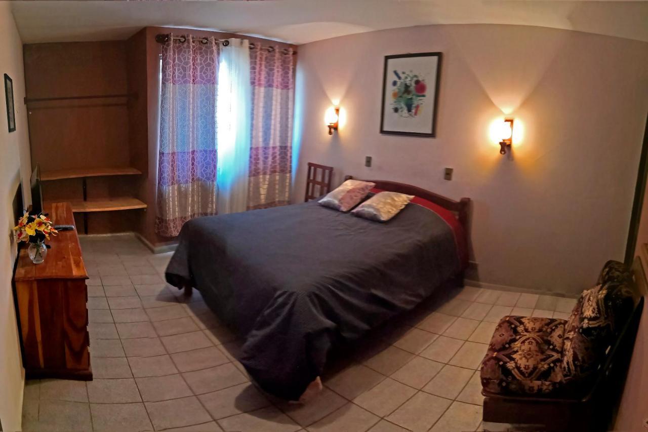 Casa Discreta Bed & Breakfast โกชาบัมบา ภายนอก รูปภาพ