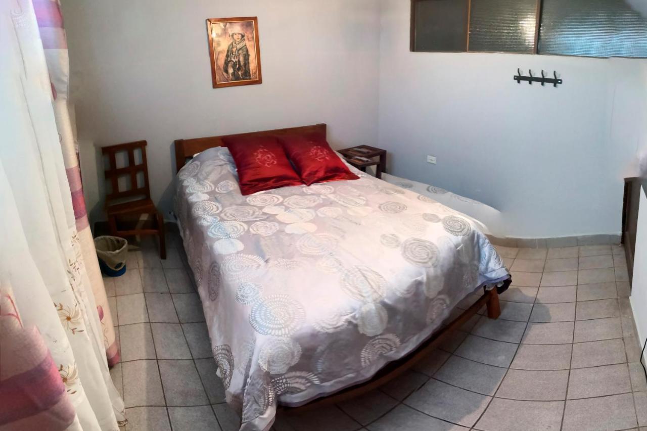 Casa Discreta Bed & Breakfast โกชาบัมบา ภายนอก รูปภาพ