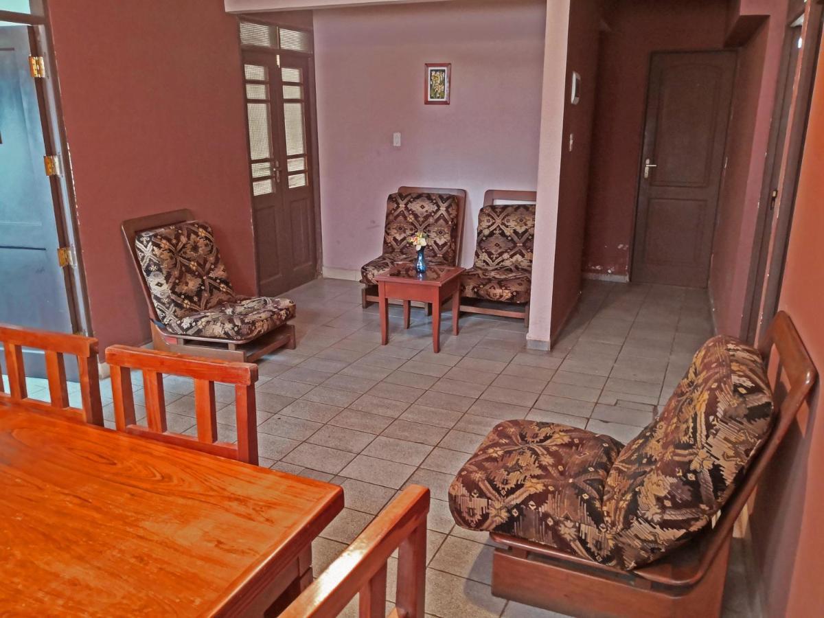 Casa Discreta Bed & Breakfast โกชาบัมบา ภายนอก รูปภาพ